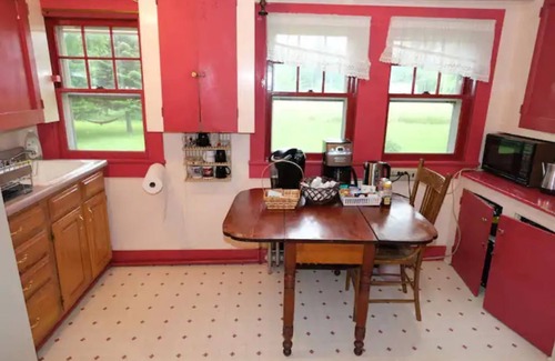 Wallkill House | Historic 1874 Farm House at Foot of Gunks