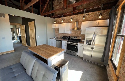 Ogden Apartment | Historic 25th Street Views
