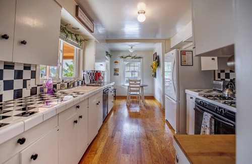 City Center Medford House | Historic 3-bedroom house centrally located in Old East Medford