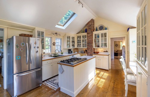 West Tisbury House | Historic 4-bedroom Farmhouse on Martha's Vineyard