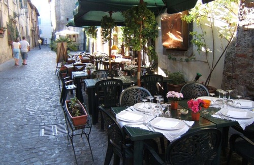 Lake Bracciano Apartment | Historic apartment by Castle on Lake Bracciano, easy access to Rome