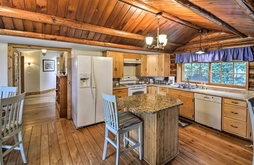 Belfair Cabin | Historic Belfair Cabin Abode on the Hood Canal!