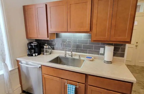 Benton Park House | Historic Benton Park HUGE 2 BR Condo