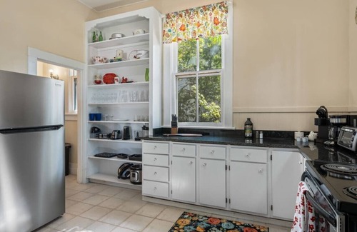 Five Points South House | Historic Birmingham Home: Family-Friendly & Spacious!