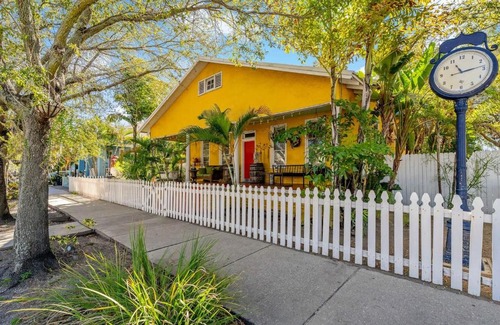 Historic Ybor House | Historic Bungalow With Private Pool In Ybor City