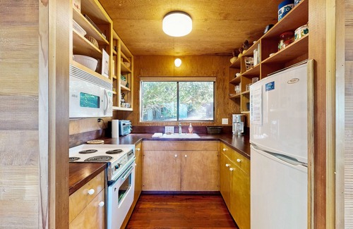 Sea Ranch House | Historic cabin with ocean view, private hot tub, wood stove, & shared pools/tennis