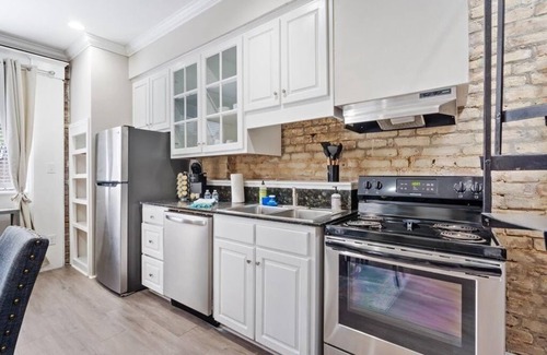 Mobile Apartment | Historic Carriage House Loft In Heart of Downtown Mobile