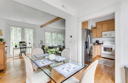 Jefferson Park Avenue House | Historic Charm w/Modern Comfort Near UVA Grounds