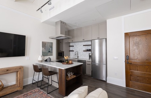 Downtown Condo | Historic Charm w/Innovation!