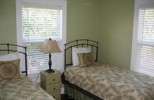 Flamingo Parks House | Historic Cottage With Private Pool! Home