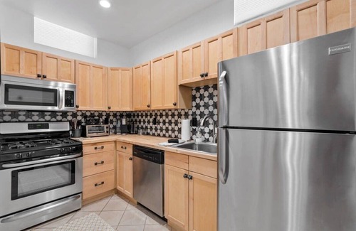 Uptown Apartment | Historic Denver Apt Steps From Fillmore Theatre