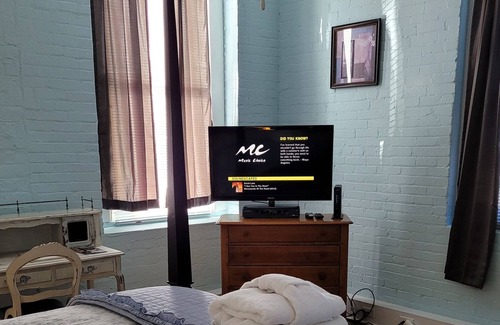 Historic District - North Apartment | Historic District-Bay Street Condo-Spectacular Studio Suite