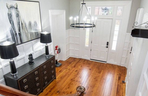 Georgetown Apartment | Historic Downtown Stay -Horse Park 11min/Ark 30min