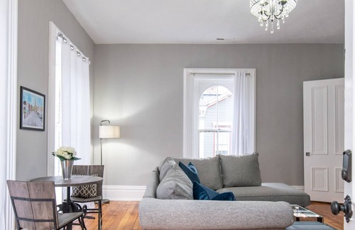 Georgetown Apartment | Historic Downtown Stay -Horse Park 11min/Ark 30min