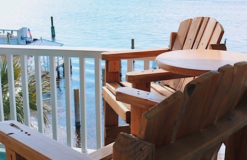 Swansboro Apartment | Historic Downtown Swansboro. Walk To Shops, Restaurants, Water Activities