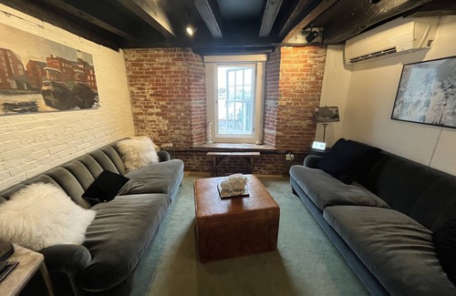 Portsmouth Condo | Historic Downtown Water-view Loft on Ceres Street