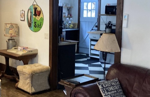 Laurel Mountain Cottage | Historic & Eclectic~ An experience in the woods~