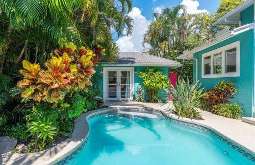 West Palm Beach Villa | Historic El Cid with Guest Cottage & Tropical Pool