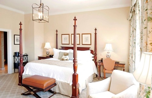 Charleston Historic District Hotel | Historic Elegance: Grand King, Planter Inn, Walk to Charleston’s Jewels