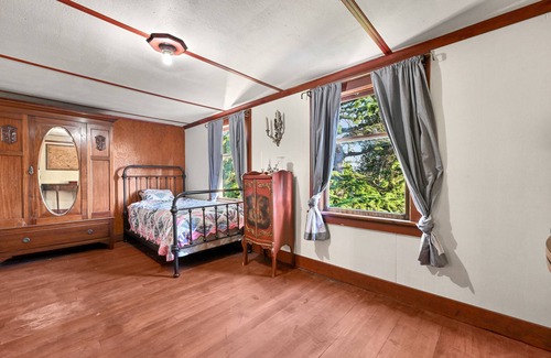 Blaine House | Historic estate open to reunions, getaways, weddings, and step-backs in time!