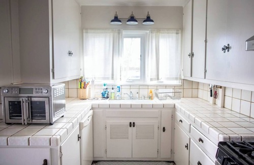 Riviera - Westchester House | Historic, Family-Friendly Home in Downtown
