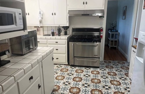 Riviera - Westchester House | Historic, Family-Friendly Home in Downtown