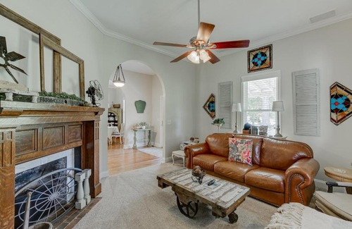 Cleveland House | Historic Farmhouse on 20 Acres Near Helen