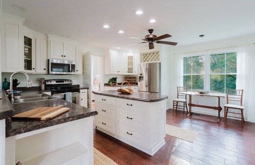 Fowlstown House | Historic Farmhouse w/Porch & 85-Acre Trails