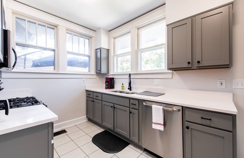 Deer Park House | Historic Highlands Bungalow w/private backyard and firepit walk to Bardstown Rd