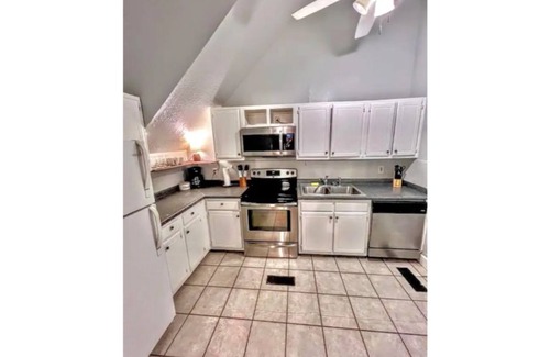 Central Business District Apartment | Historic home in downtown Mobile