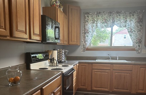 Newport News House | Historic home, once a prohibition speakeasy, near Newport News shipyard