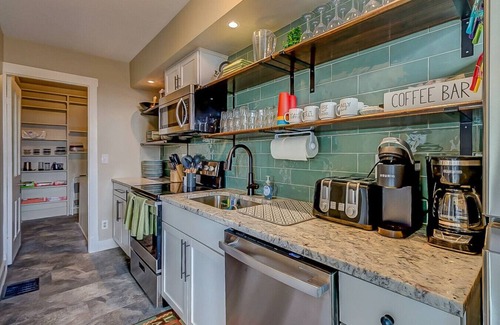 Hamilton House | Historic Home w/Pool & Hot Tub/Walk to Main St!