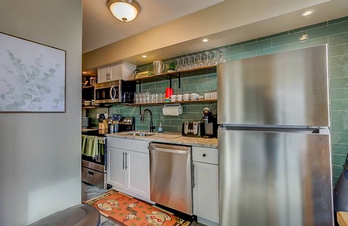 Hamilton House | Historic Home w/Pool & Hot Tub/Walk to Main St!