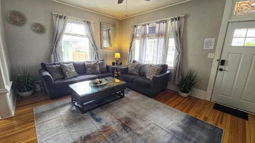 Colorado Springs House | Historic Home w/Pikes Peak Views