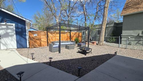 Colorado Springs House | Historic Home w/Pikes Peak Views