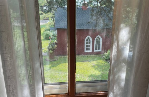 Stockholm Cottage | Historic House in Stockholm, Wisconsin