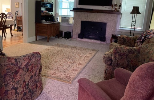 Cadillac House | Historic house within walking distance to downtown Cadillac.