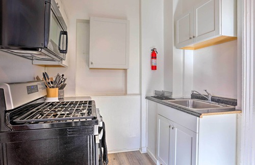Newburgh Apartment | Historic Hudson Valley Apartment: River View!
