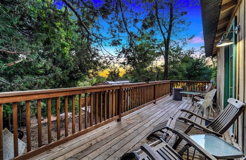 Julian House | Historic Julian Studio w/Firepit & Balcony