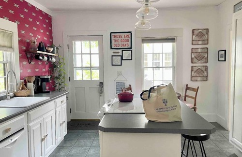 Kennebunkport House | Historic Kennebunkport home only 0.3 miles to Dock Square