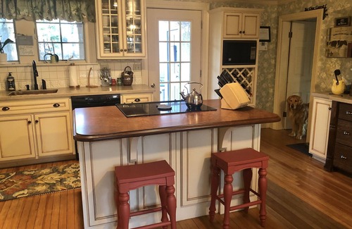 Penn Yan House | Historic Keuka Lake 1830 ‘s Victorian just outside Penn Yan