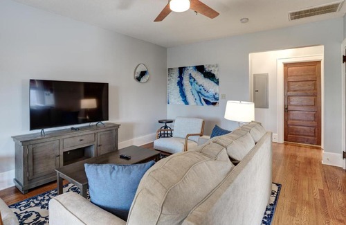 Asheville House | Historic King James 303