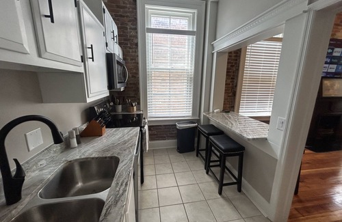 Frankfort Apartment | Historic Loft in Frankfort Entertainment District