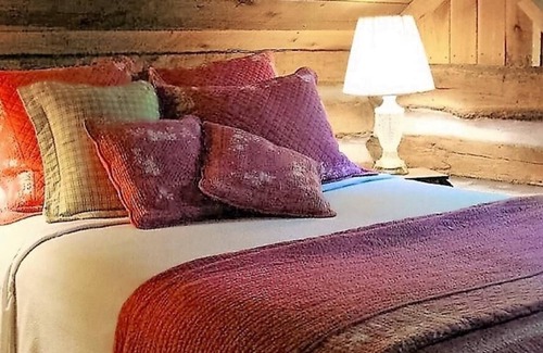 Lexington Cabin | Historic Log Cabin on 250 Acres