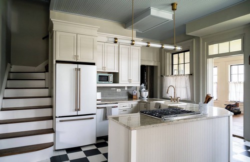 Eastwood House | Historic Louisville Estate | Luxe & Spacious Stay
