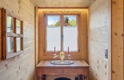 Saanenmoeser Ski Chalet | Historic Luxury Chalet