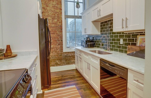 Downtown Memphis Condo | Historic Memphis Condo: Walk to Beale Street!