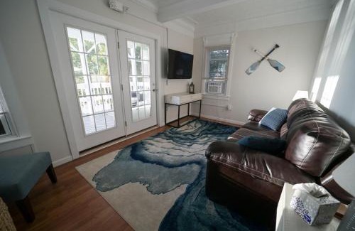 Sylvan Beach House | Historic Oneida Lakefront 2BR 1BA Condo 4