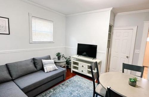 New Haven Apartment | Historic peaceful apartment