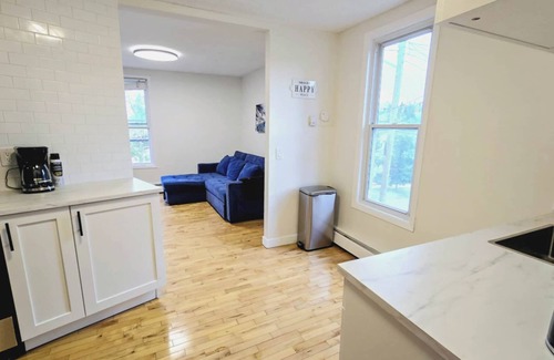 Ramsay Apartment | Historic Ramsay Retreat by Calgary Stampede